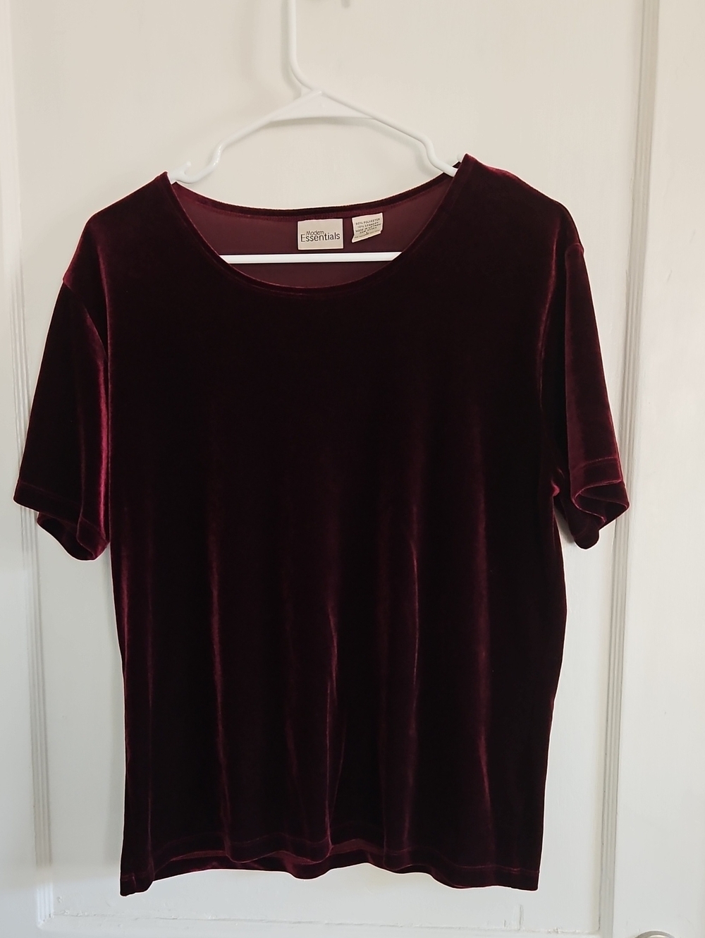Essentials Velvet Short-Sleeve Top in Burgundy